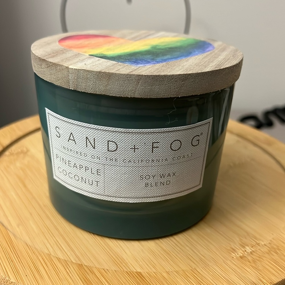 PINEAPPLE COCONUT CANDLE